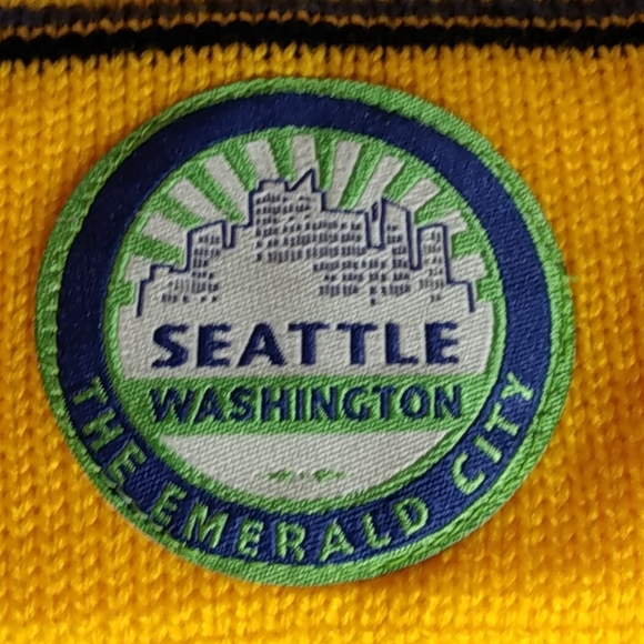 SEATTLE ADULT WINTER HAT - Picture 2 of 4